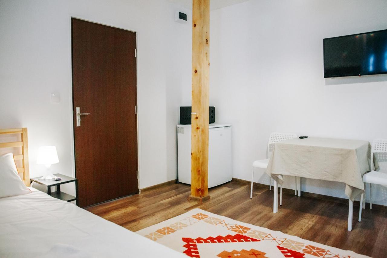 Kali Host Home Away From Home Târgu-Mureş Eksteriør bilde